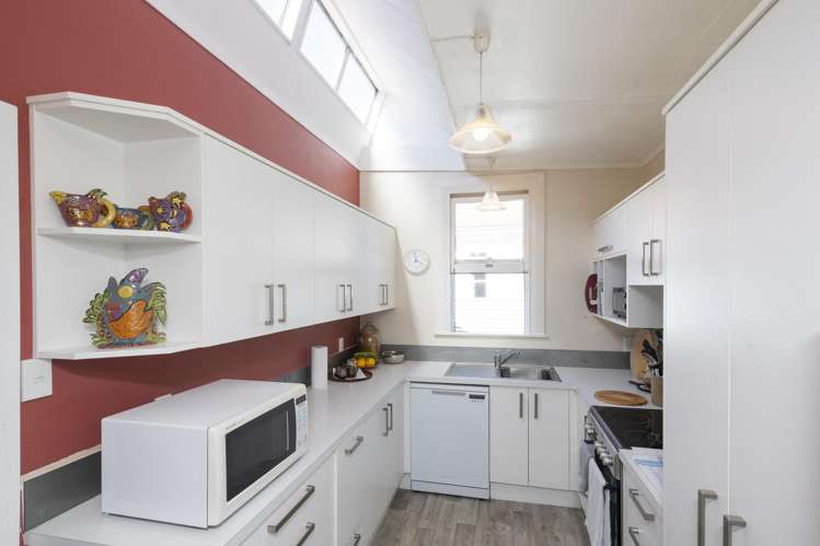 95 Iranui Road Inner Kaiti_21