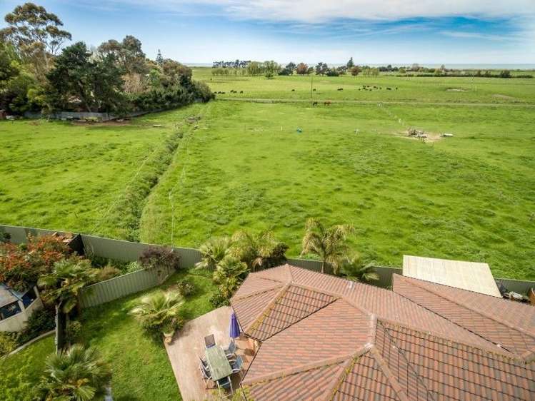 27 Delta Mews Place Clive_7