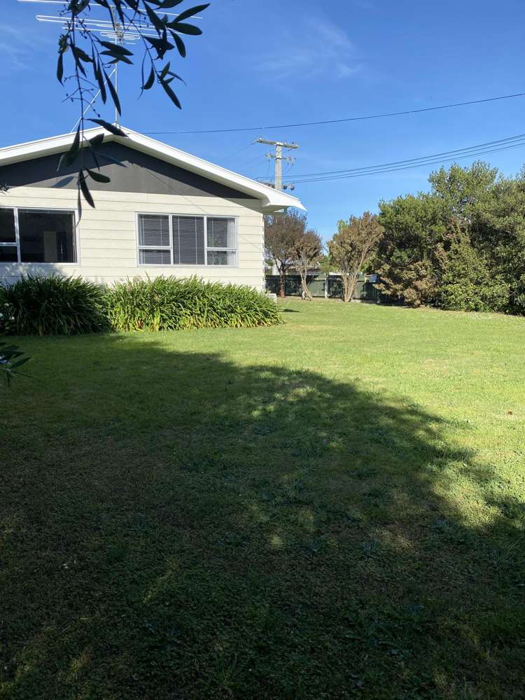 12-14 Cork Street Martinborough_19