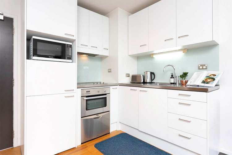 18D/16 Gore Street City Centre_1