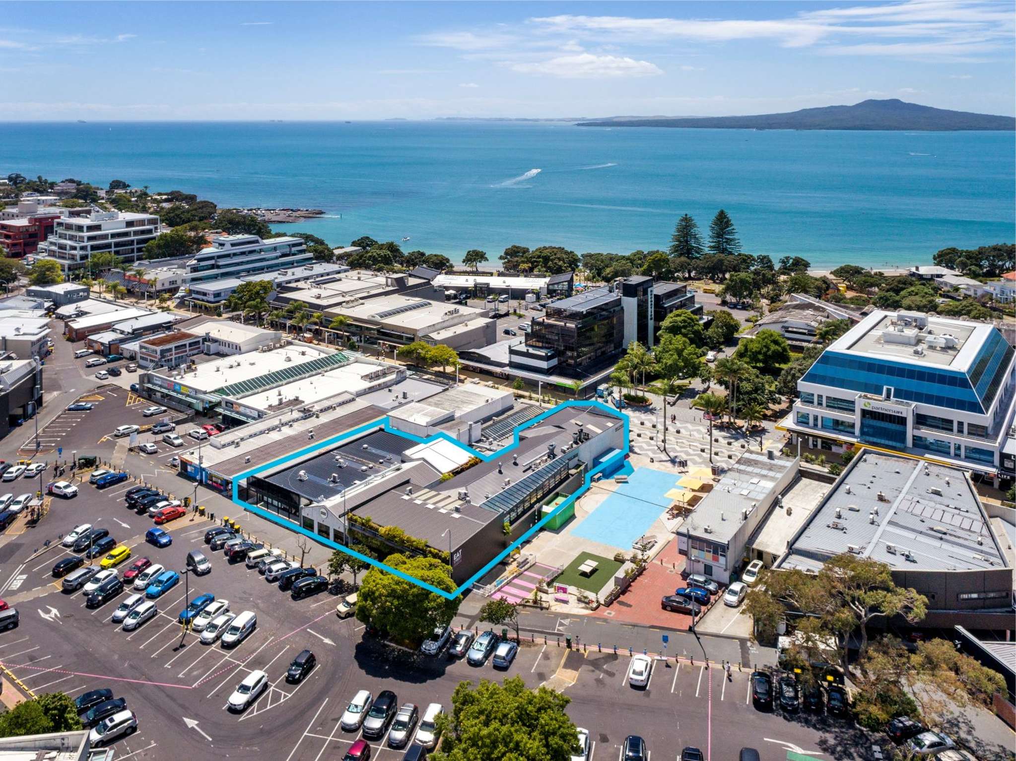 Eye-catching Takapuna laneway is a must-see property