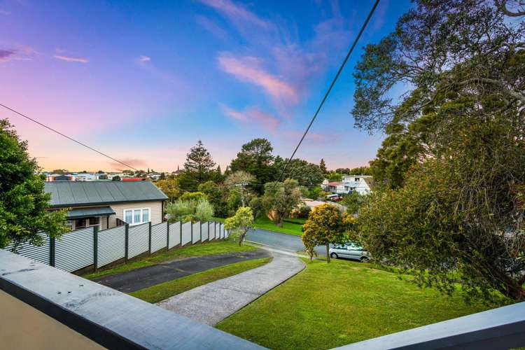 3 Malam Street Glen Eden_34