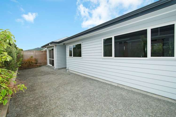 2 Colson Street Avalon_12