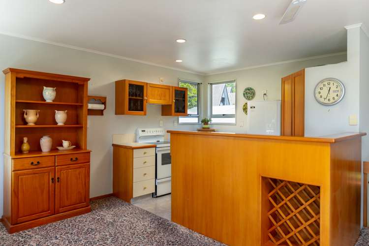 32 Seaview Crescent Picton_4