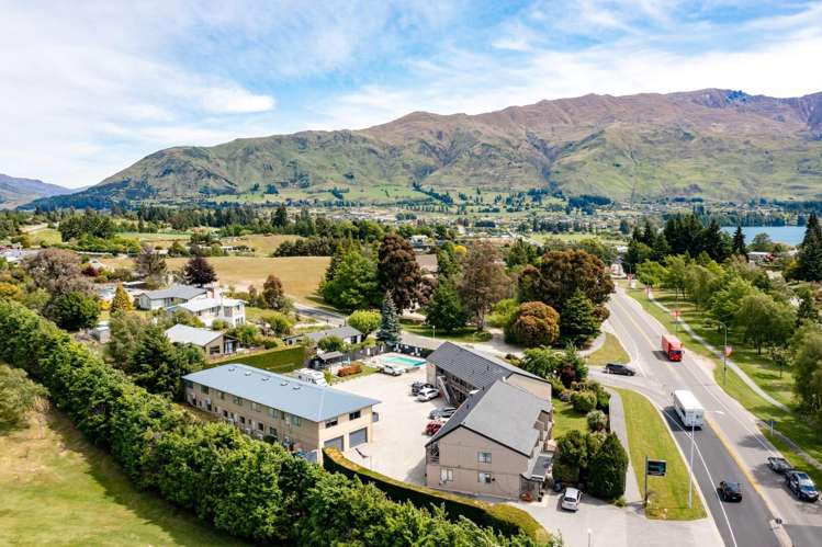 10 Macpherson Street Wanaka_1