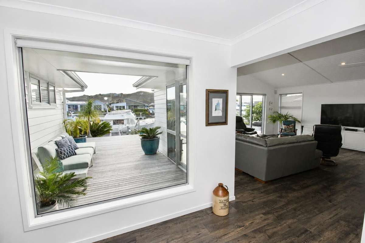 69 Leeward Drive_5