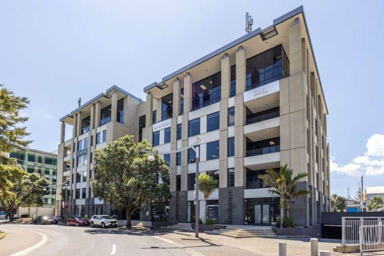 32 Mahuhu Crescent City Centre_1