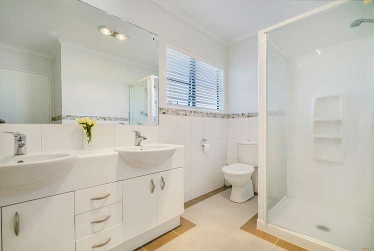 15 Pine Harbour Parade Beachlands_20