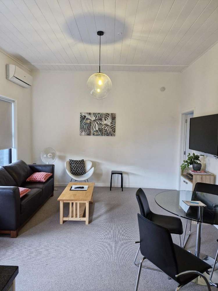 2/360 Devon Street East Strandon_1