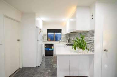 8/25 Waterview Road West_2