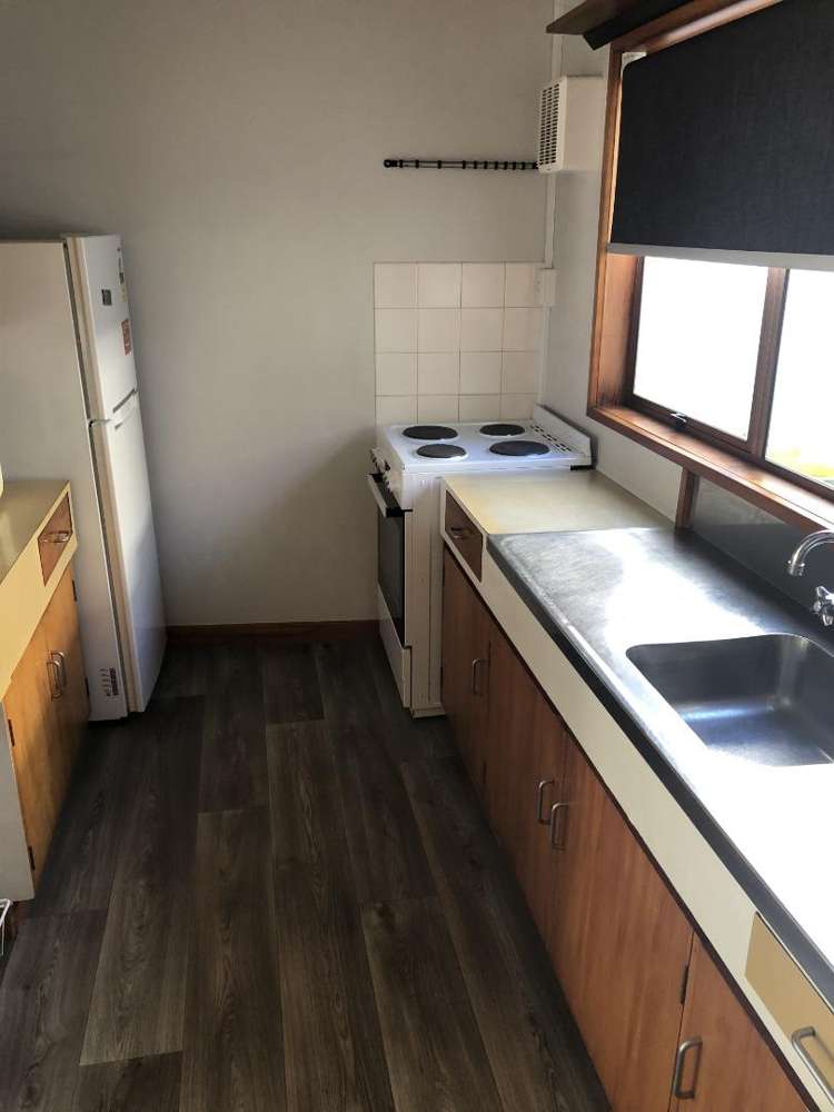 1B Lovelock Place 10458_5