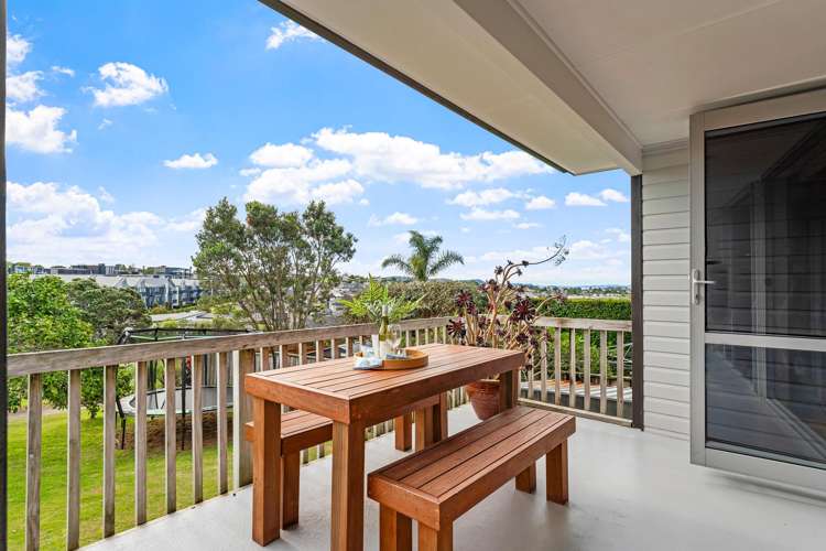 12 Tawhana Crescent Red Beach_10