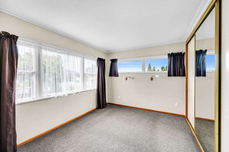 12 Alamein Crescent Onekawa_18