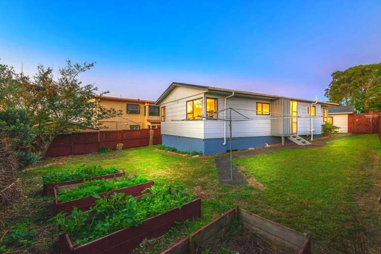 27 Greenstone Place Clover Park_15