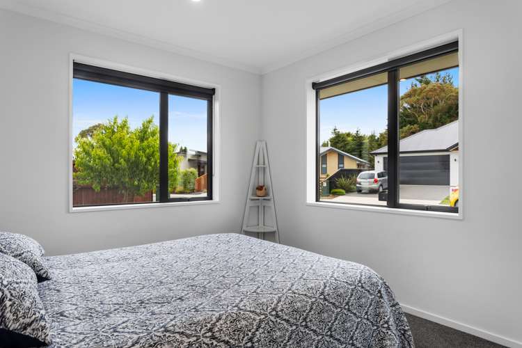 14 Tara Crescent Woodend_12