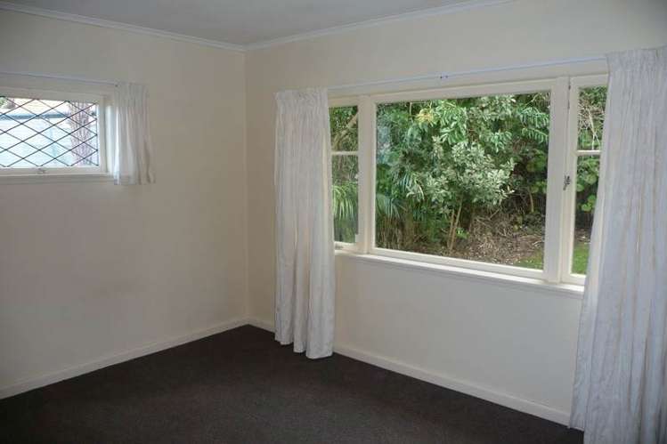 1/11 Lake Road Northcote_9