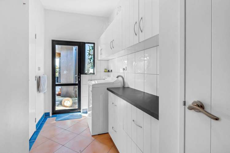 15a Te Papa Road Kawakawa Bay_18