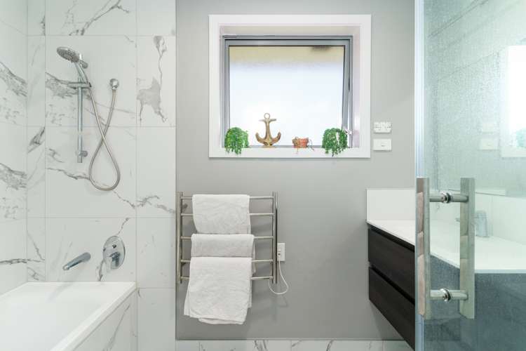 143 Springs Road Hornby_11