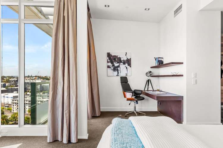 Flat 1202/85 Beach Road City Centre_16