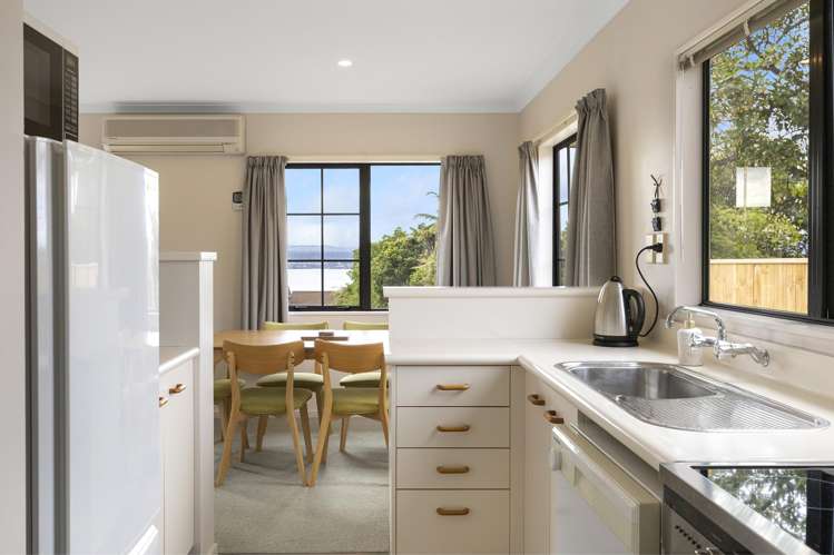 2/19 Brunette Drive Acacia Bay_14