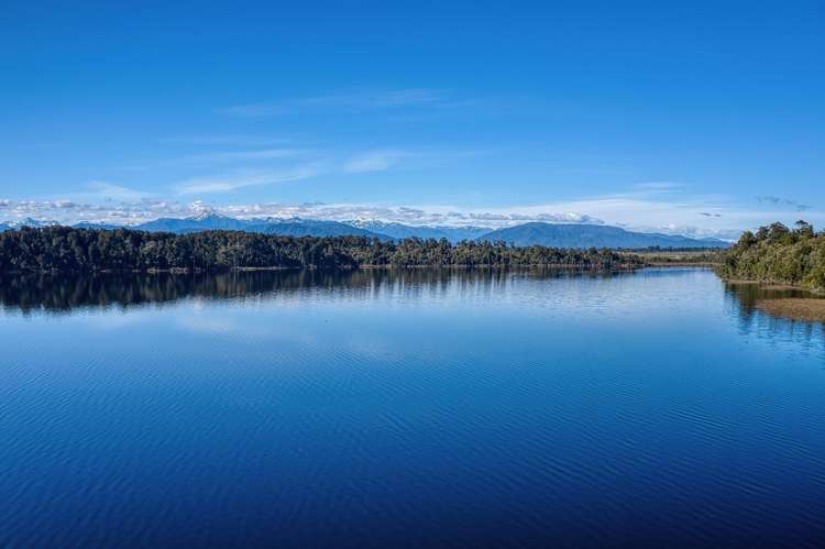 91 Beach Road Kakapotahi_48