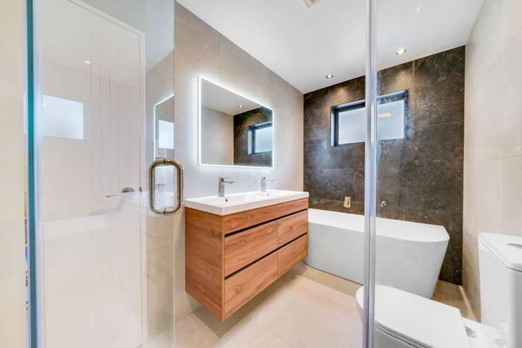 38 Ascent Street Flat Bush_19