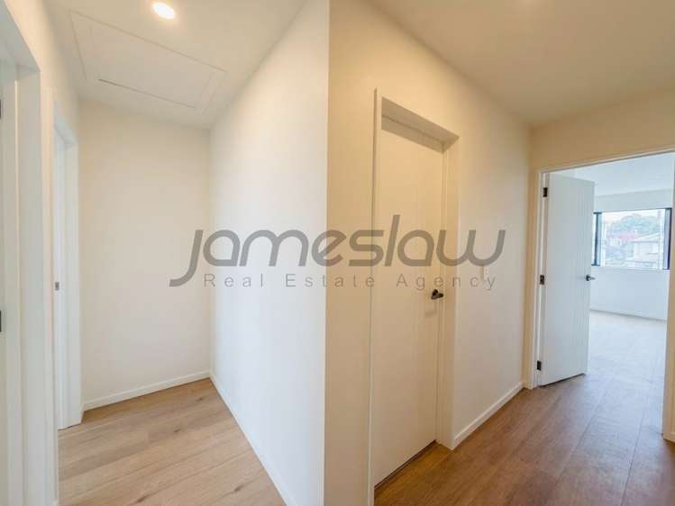 9/3 Norana Avenue Remuera_18