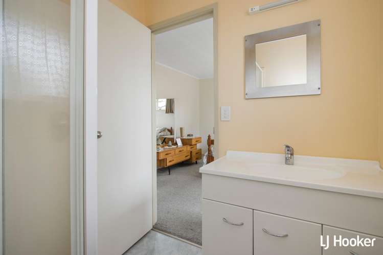 12 Carrick Robertson Place Waihi_16