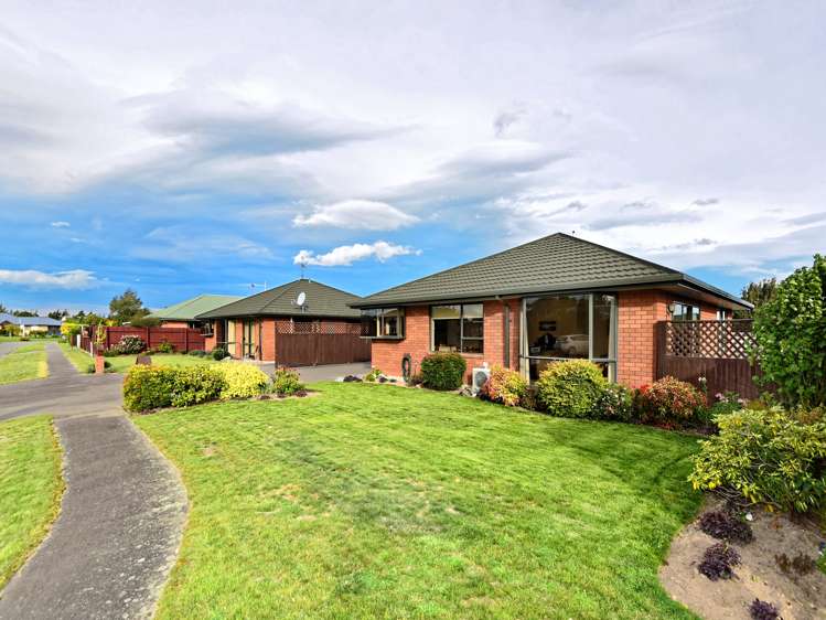9a Devon Crescent Darfield_1
