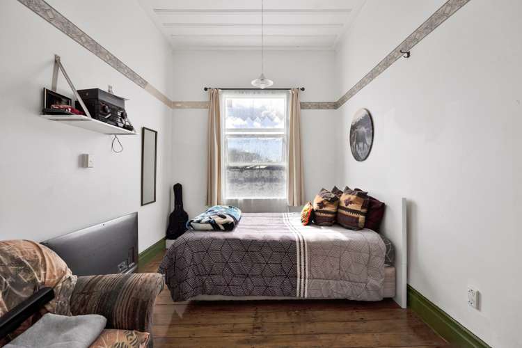 176 Glover Road Hawera_9