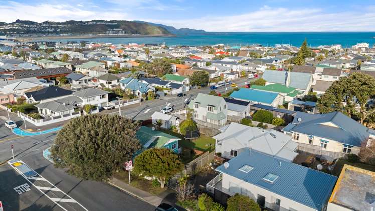 56 Freyberg Street Lyall Bay_16