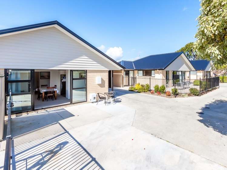 13 Thomson Street West End_18