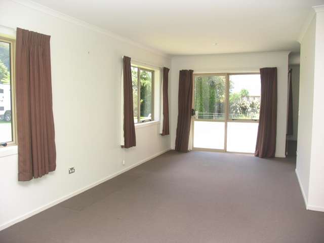 8 Hector Close Kingston_2