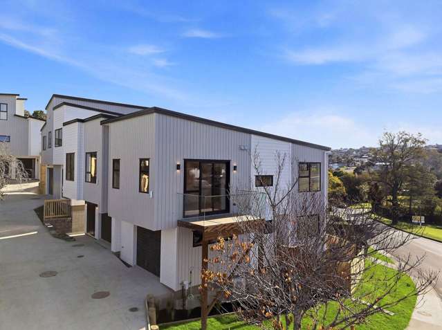 Live Your Best Life - Brand New Sun-Soaked Home!
