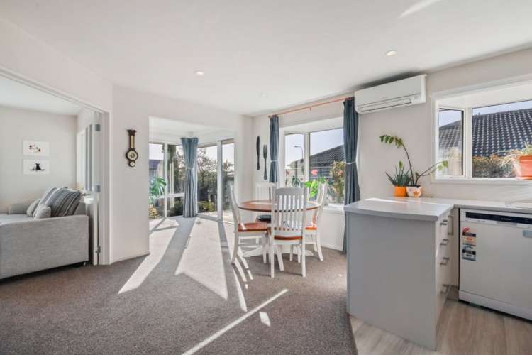 26 Brightstone Crescent Aranui_2