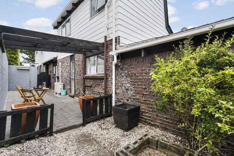 2/17 Alverston Street Waterview_13