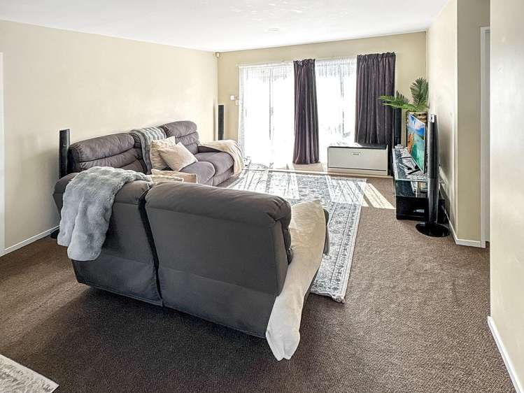 60A Trevor Hosken Drive Wiri_2