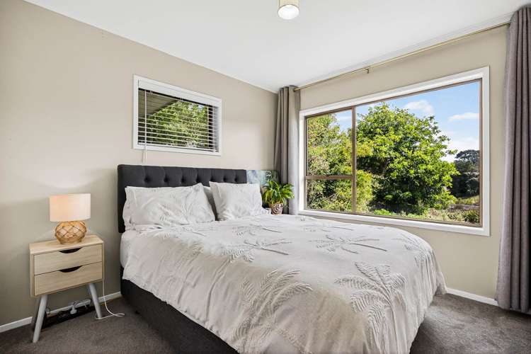 2/69 Glencoe Road Browns Bay_5