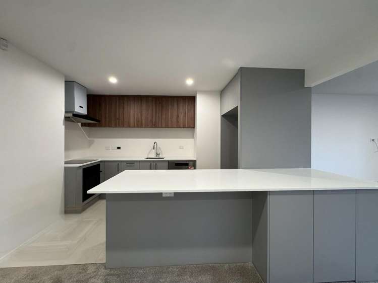 3 Somerville Crescent Aidanfield_2