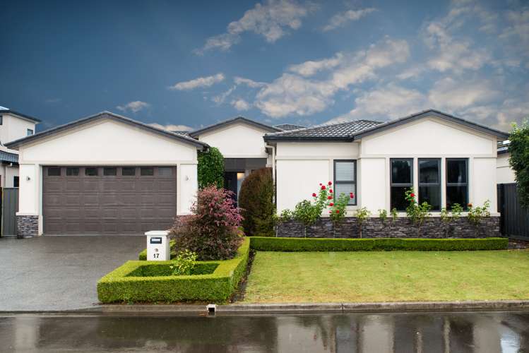 17 Hunter Drive Awatoto_18