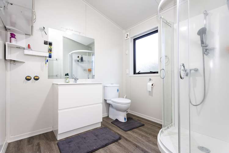79 Glen Road The Glen_12