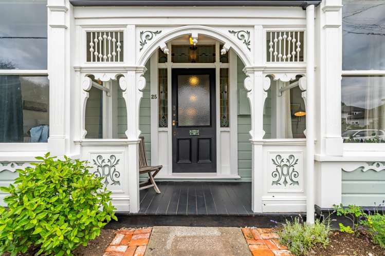 1/25 Nelson Street Petone_1