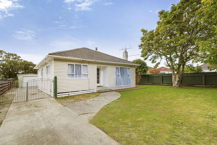 39 Hine Road Wainuiomata_0