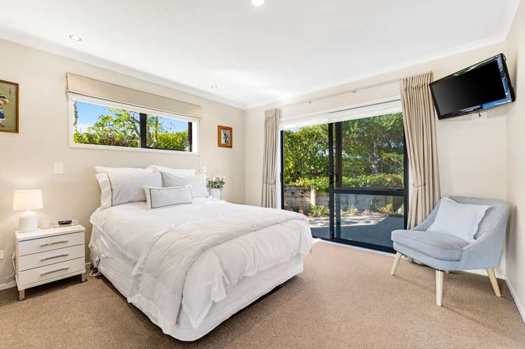 5 Spyglass Street Red Beach_15