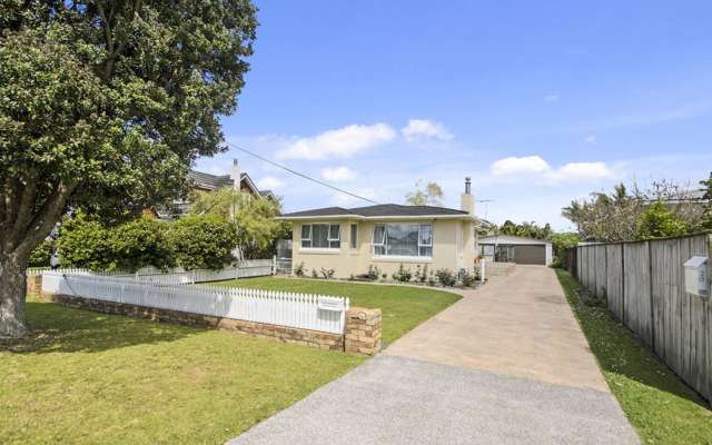 20 Peachgrove Road Te Atatu Peninsula_1