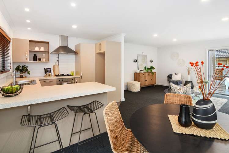 6/2 Dp Grace Avenue Leamington_2