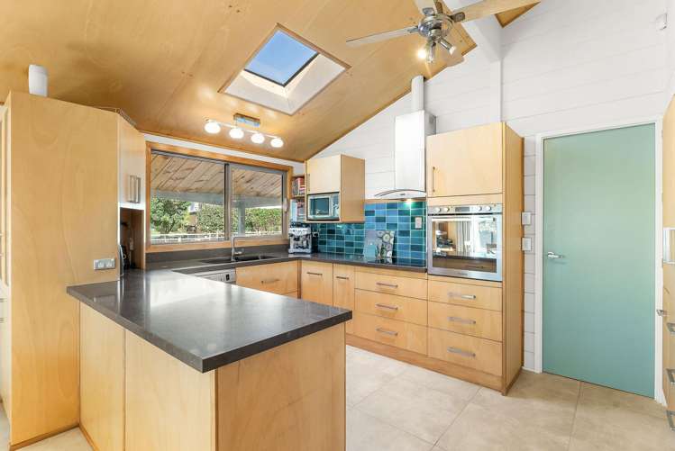 85 Forrester Drive Welcome Bay_12