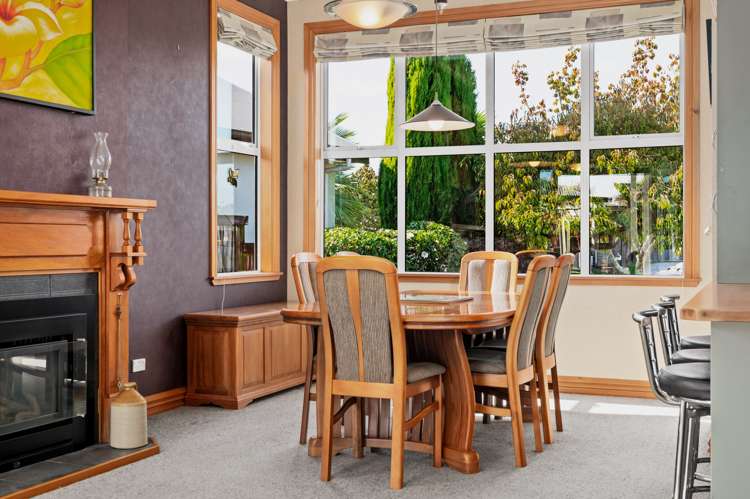 16 Thistlewood Avenue Hamilton East_8