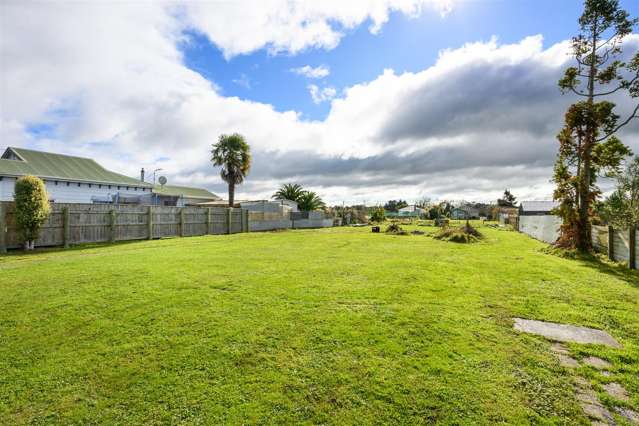 TEAM LEWIS - SECTION 4 SALE - NO COVENANTS