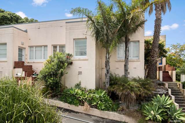 4/64 Victoria Road Devonport_4